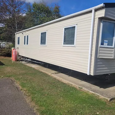 Highfield Grange Holiday Park Little Clacton Exterior photo